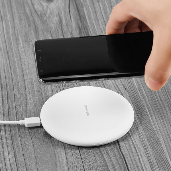 Wireless Charger, Slim Charging Pad 7.5W and 10W Fast - AWZF49